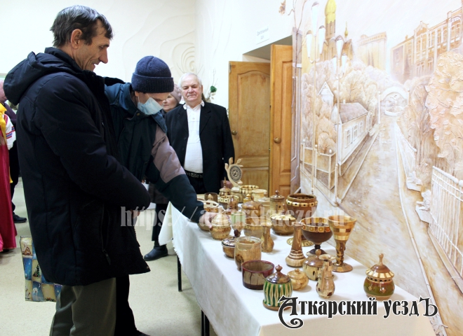 В Аткарском РКЦ состоялась выставка изделий народных промыслов