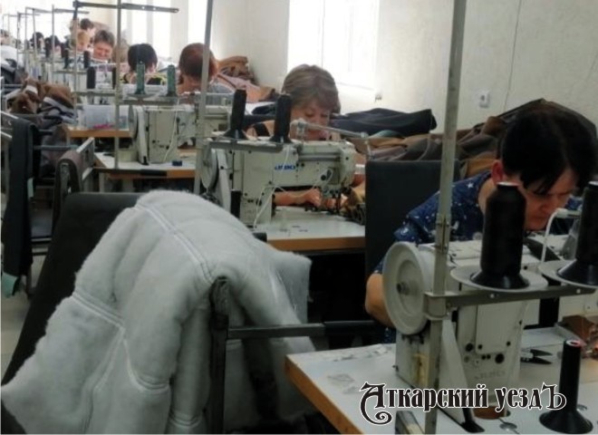 В г. Аткарске инвестором налажено производство чехлов для мебели