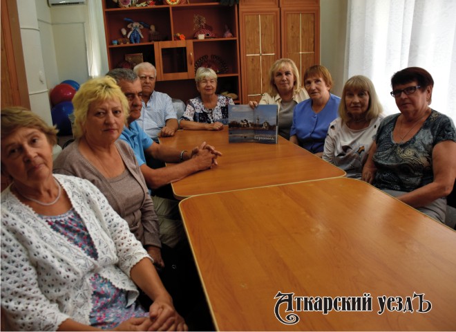 Аткарские пенсионеры познакомились с историей города Каргополя