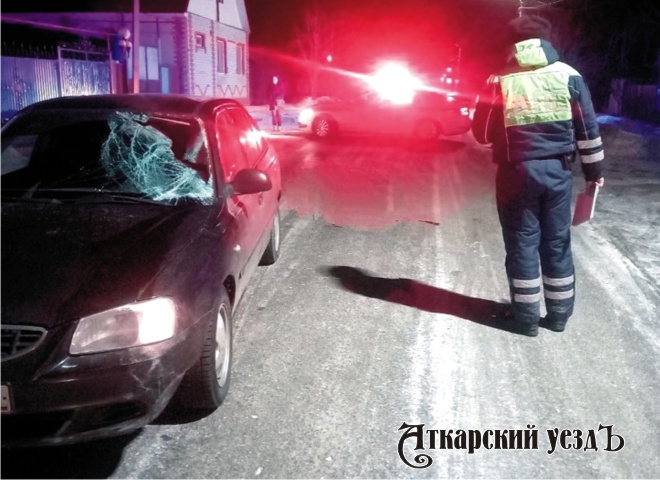 В первый день года в Аткарске Hyundai Accent насмерть сбил мужчину