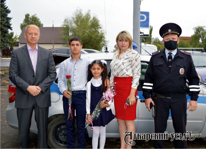 Общественники и автоинспекторы провели акцию «1 сентября»