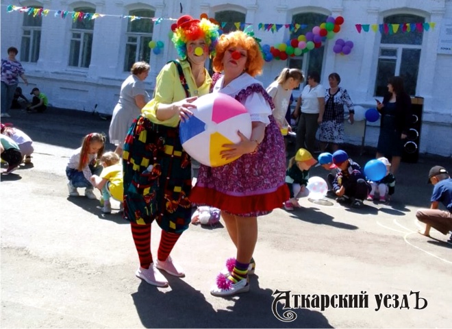 Клоуны на детском празднике в селе Даниловка Аткарского района