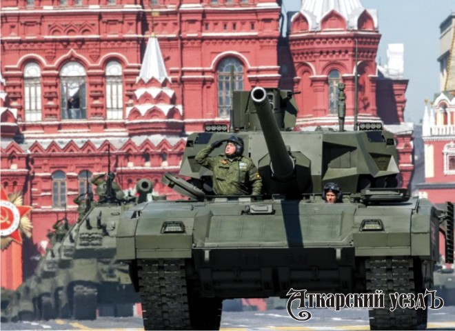 Момент военного парада на Красной площади в Москве