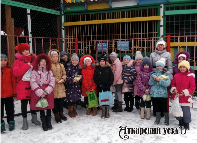 В Аткарском зоопарке дети провели благотворительную акцию