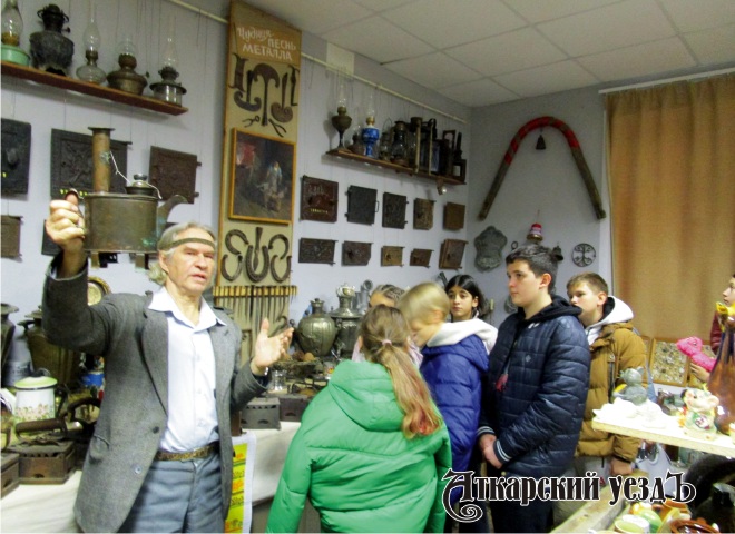 Музей имени Бубнова посетили школьники-туристы из Саратова