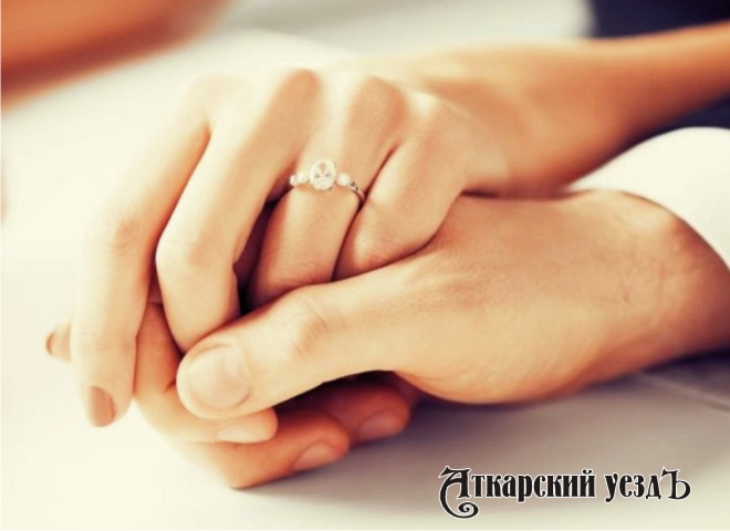 Россияне получат возможность подать заявление в ЗАГС за год до свадьбы