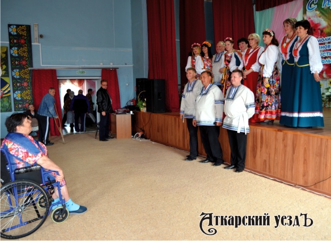Концерт в Аткарском доме-интернате для престарелых и инвалидов