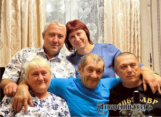 Жители села Большая Екатериновка отпраздновали Золотую свадьбу