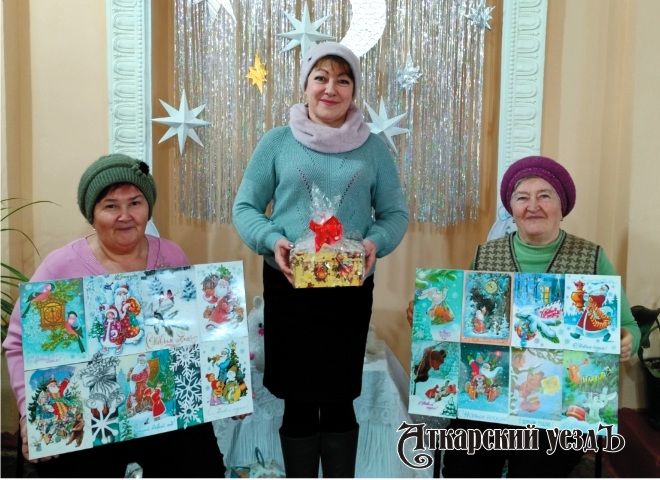 В селе Умет открылась выставка советских новогодних открыток