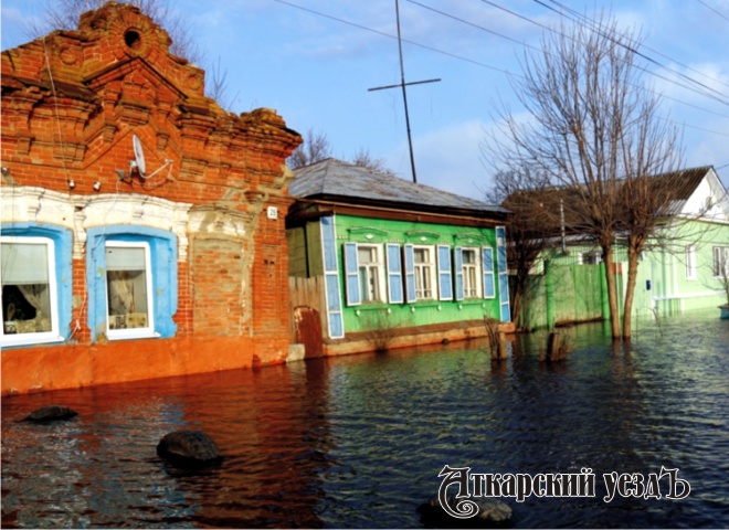 Затопленная улица Советская в Аткарске