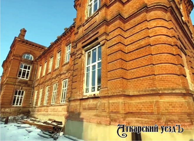 Депутат Госдумы рассказал о ходе работ в бывшей женской гимназии