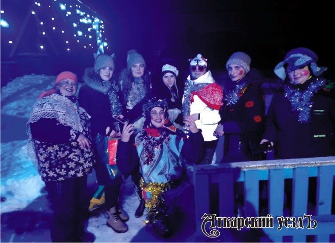 Ряженые поздравили жителей села Большая Екатериновка с Рождеством