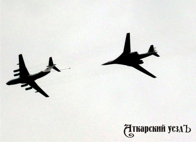 Самолеты ТУ-95 и ТУ-160