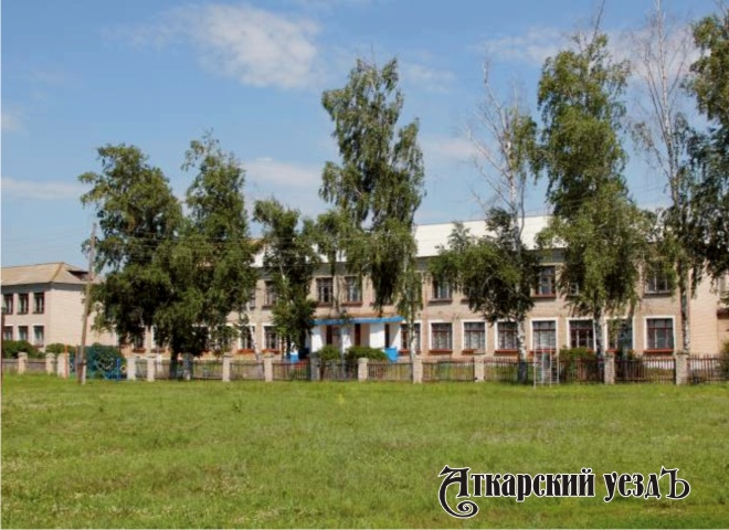 Школа в селе Сазоново