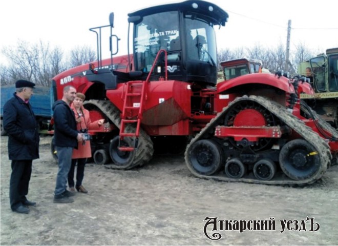 Новый трактор в Аткарском районе