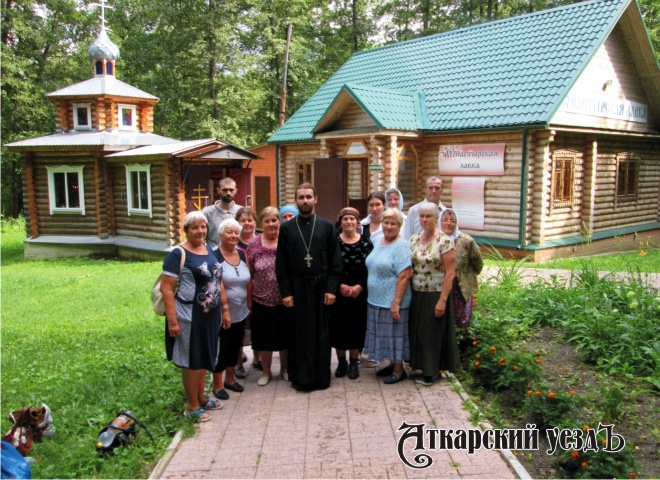Верующие из Песчанки Аткарского района побывали в Семиключье
