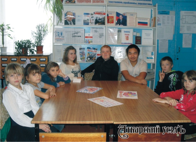 В библиотеке Малой Осиновки школьникам рассказали о правах и обязанностях ребенка