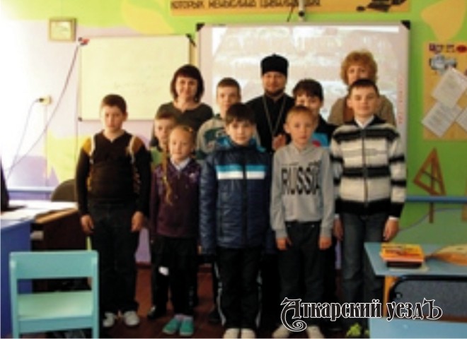 Священник Роман Болотнов поговорил с учениками о Великом посте