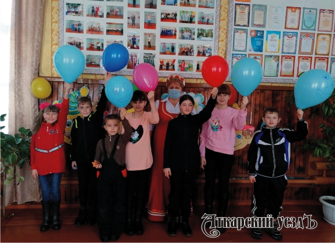В Большой Екатериновке отпраздновали День «Подарите детям улыбку»