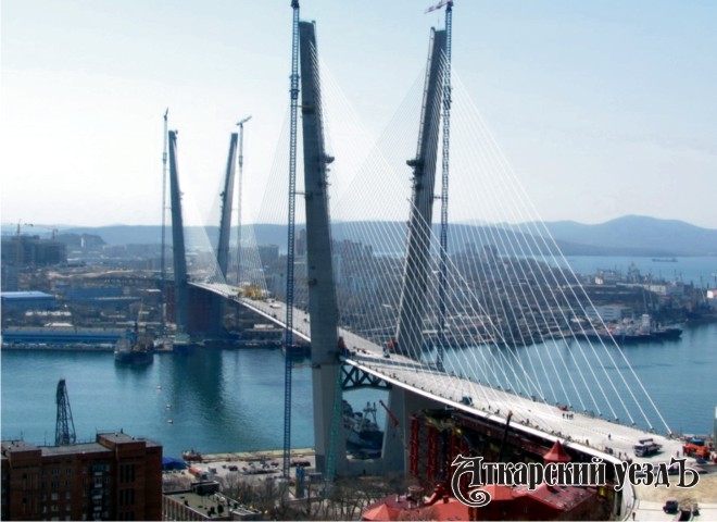 Мост в городе Владивосток