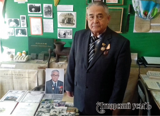 В музее открылась выставка, посвященная 80-летию Михаила Волкова