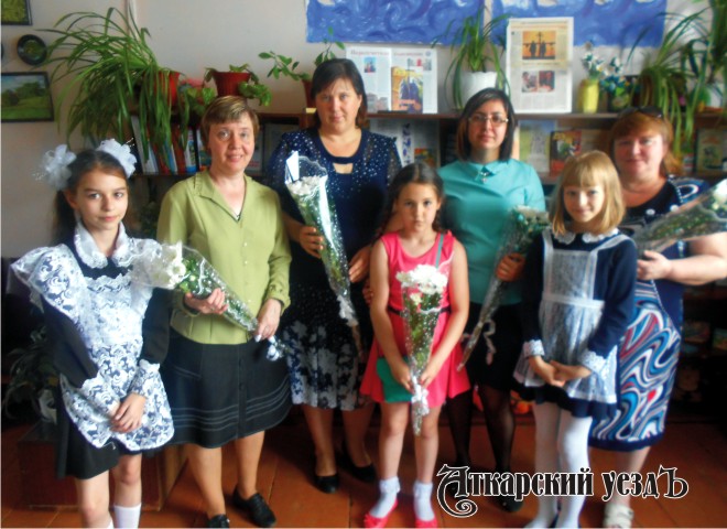 Сотрудники Аткарской центральной детской библиотеки