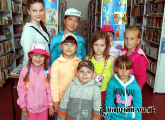 В библиотеке села Ершовка прошло мероприятие, посвященное Дню России