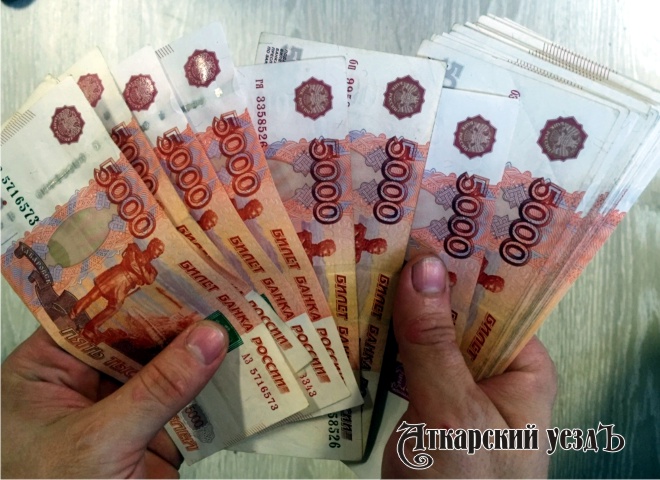 Грабитель вынес из квартиры 70-летней бабушки 310 тысяч рублей