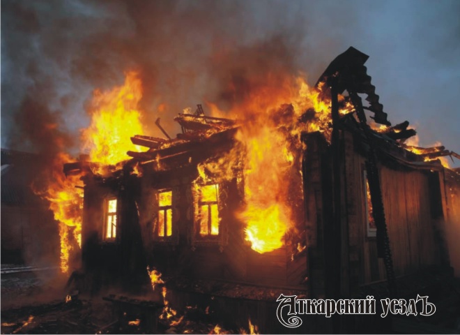 Ночной пожар оставил без дома жителя Кочетовки