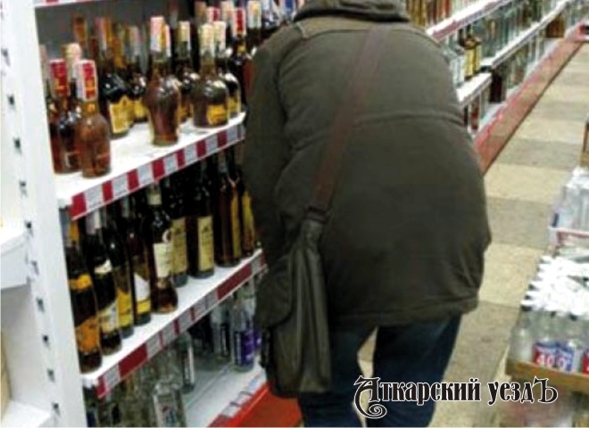 Кража алкоголя в супермаркете