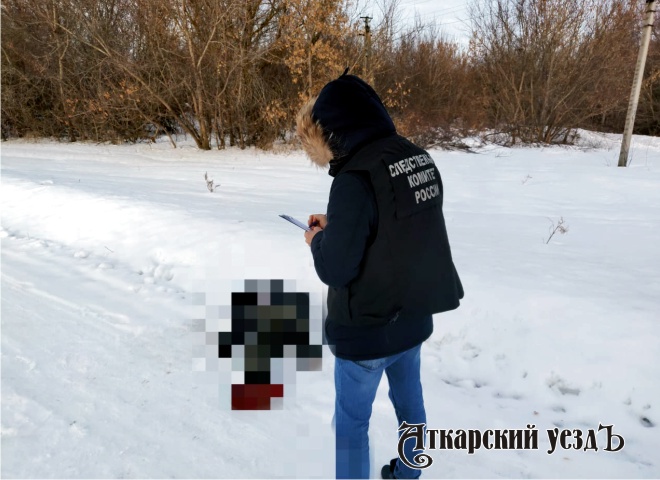 В Даниловке под Аткарском на улице замерз 60-летний мужчина
