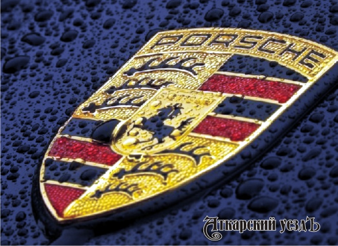Эмблема Porsche Cayenne