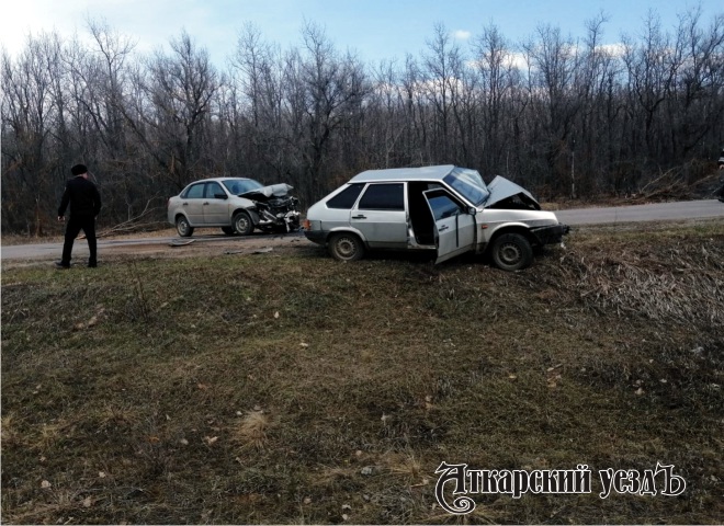 В дорожном происшествии у Аткарска пострадал водитель ВАЗ-2109