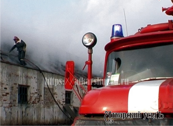 В поселке Тургенево ликвидировали ночной пожар на зерносушилке