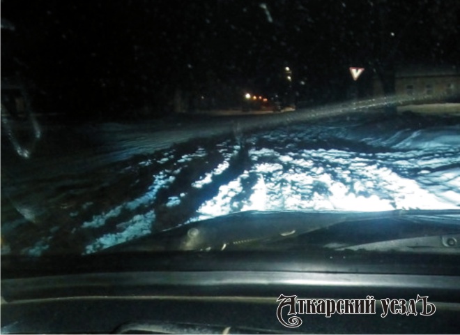Плохо расчищенные от снега дороги в Аткарске
