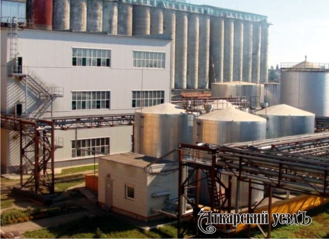 Аткарский маслоэкстракционный завод объявили несостоятельным