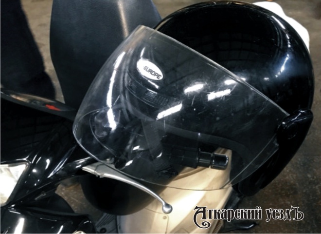 ОГИБДД: Управлять скутером и мопедом можно только в шлеме