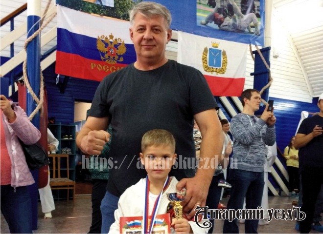 «Русичи» приняли участие в Кубке памяти скончавшегося в Аткарске тренера
