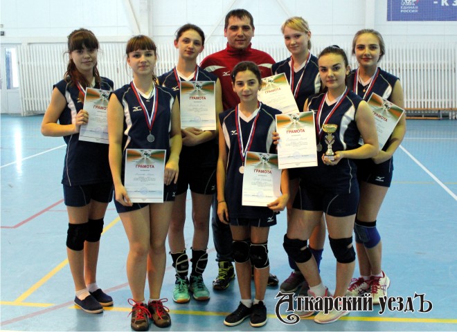 Женская команда Аткарского района по волейболу