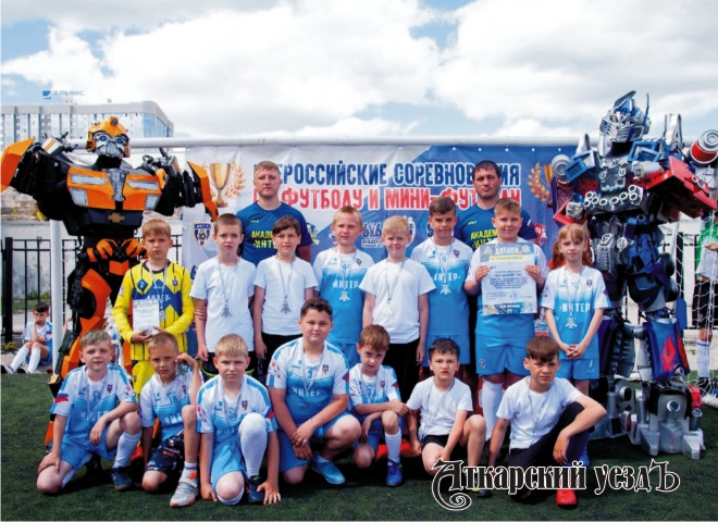 Юные аткарские футболисты успешно выступили на турнире в Самаре