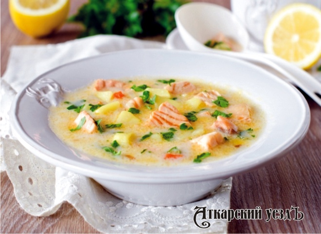 Вкусный сырный суп с лососем – рецепт дня от «Аткарского уезда»