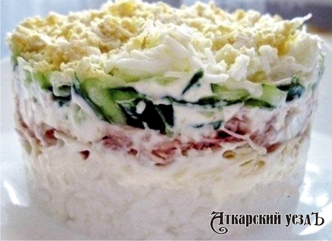 Вкуснейший салат с тунцом и рисом «Капля воды» – рецепт дня от «Уезда»