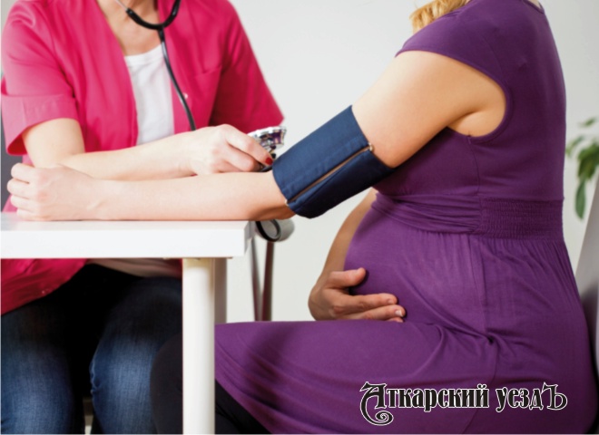 Медики узнали, как женщинам меньше болеть при беременности 