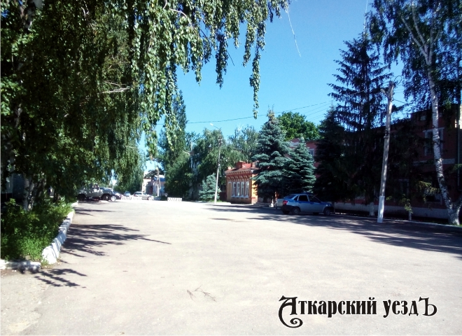 На перекрестке улиц Аткарской и Гагарина в городе Аткарске