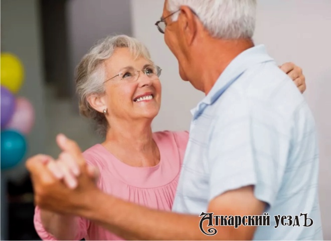 Исследователи рекомендуют пожилым людям почаще танцевать