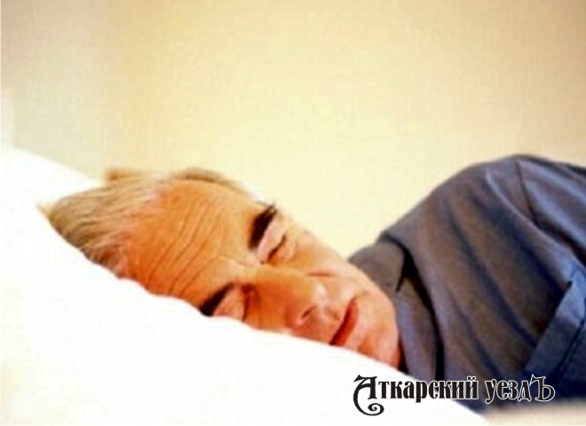 Ученые-эволюционисты узнали, почему пожилые люди плохо спят