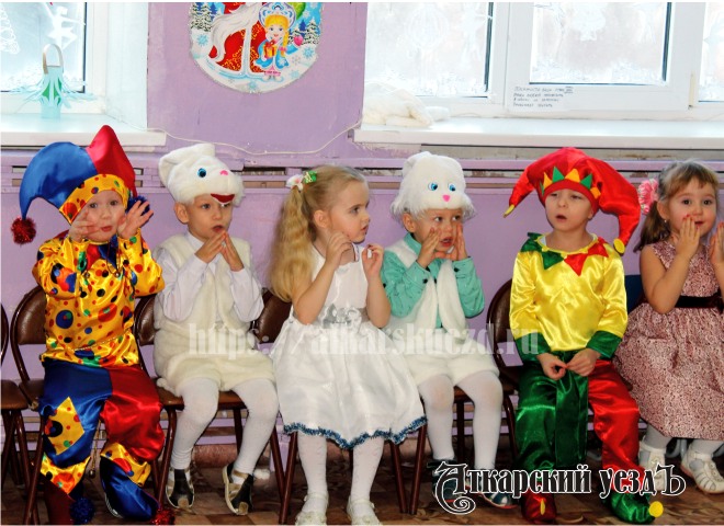 Новогоднее представление в детском саду Аткарска