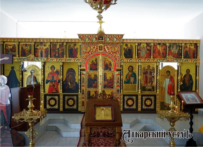 Новые иконы в Михаило-Архангельском храме Аткарска