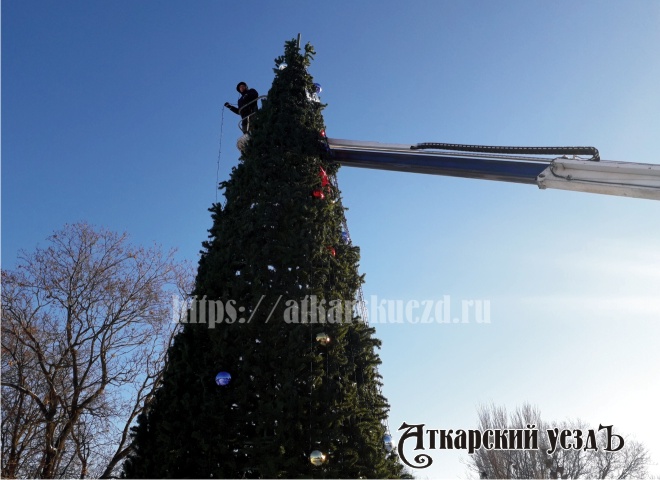 Новогодняя елка в этом году будет установлена на площади Гагарина