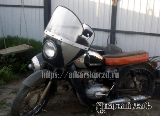 Старинный мотоцикл Pannonia